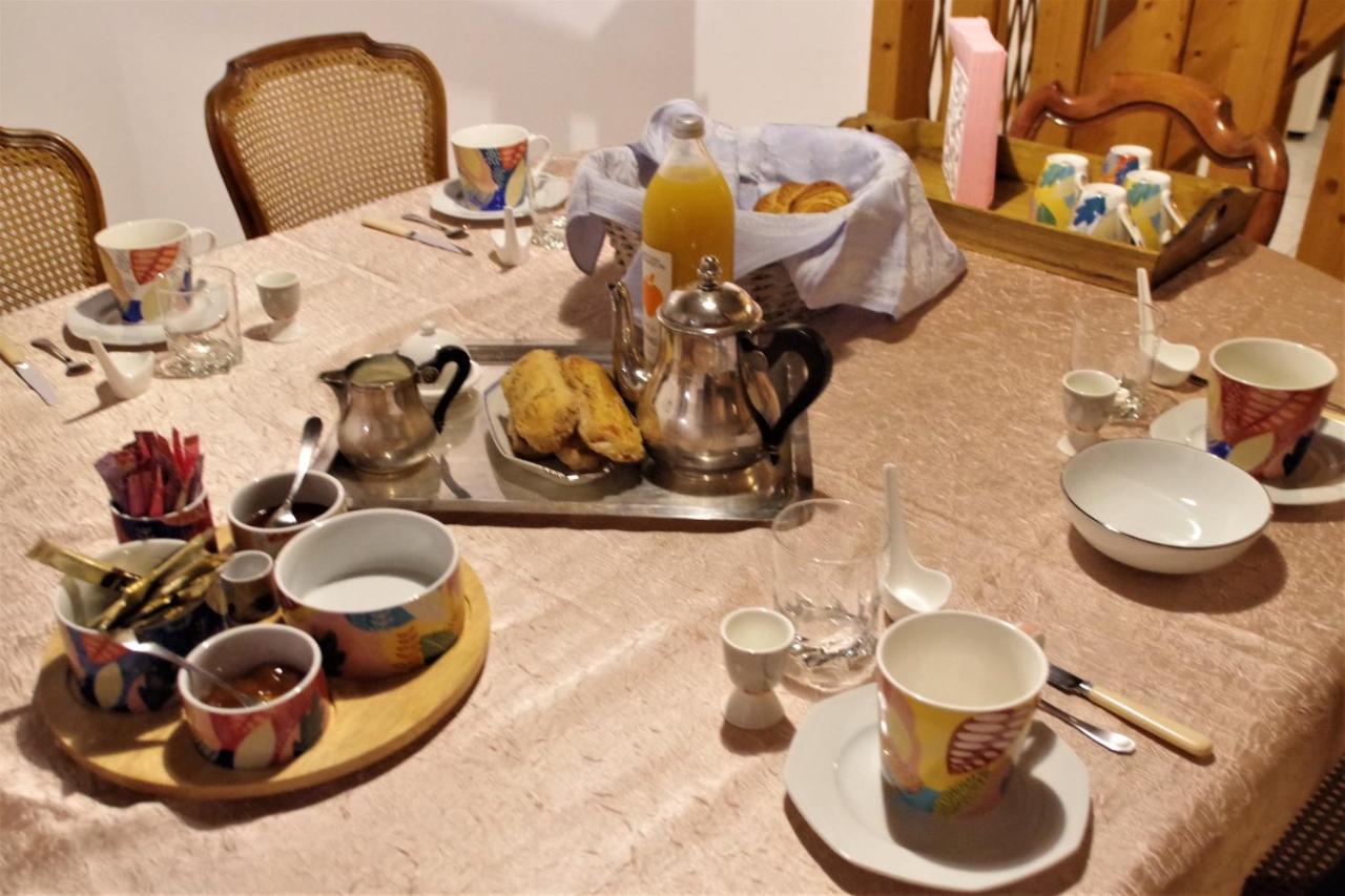 Saint-Julien  Le Vieux Pont Bed & Breakfast エクステリア 写真